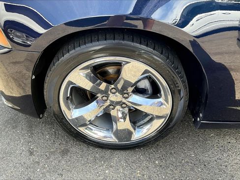 Used 2012 Dodge Charger SXT Plus RWD image 32