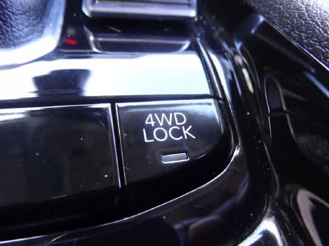Used 2022 Jeep Compass Limited w/ Elite Group AWD/4WD image 48