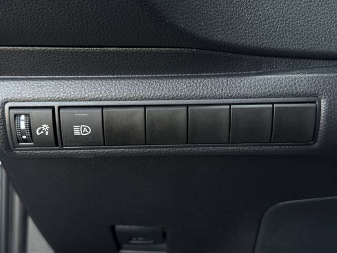 Used 2024 Toyota Corolla LE FWD image 22