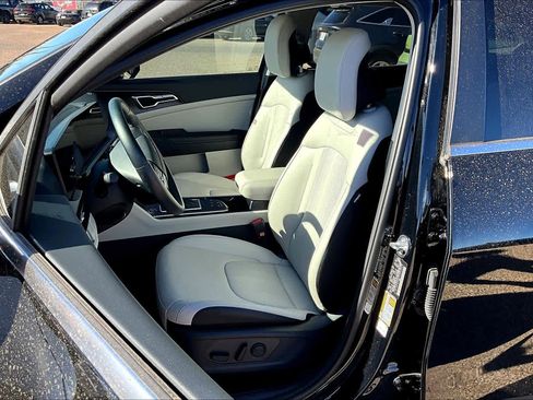 Certified 2026 Kia Sportage EX image 14