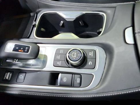 Used 2024 INFINITI QX60 Luxe w/ Vision Package FWD image 16