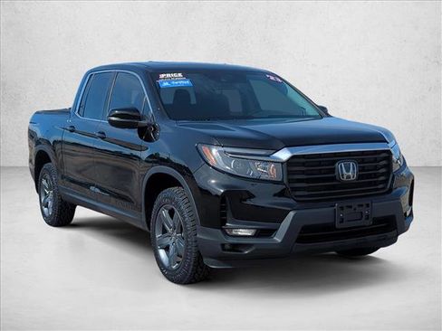 Certified 2023 Honda Ridgeline RTL image 3