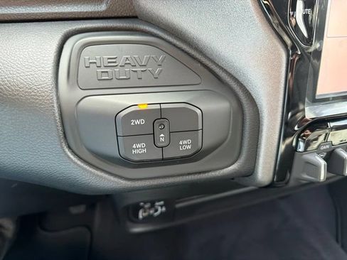 New 2026 RAM 2500 Tradesman AWD/4WD image 21