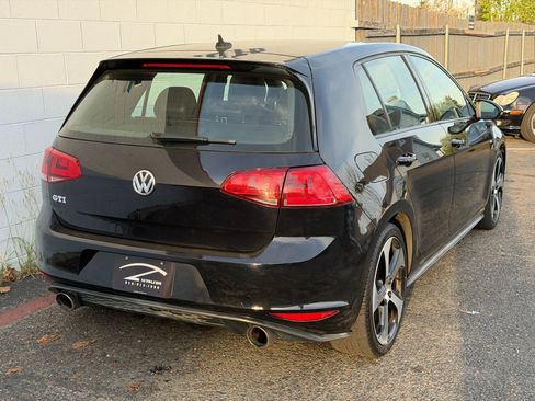 Used 2015 Volkswagen GTI SE image 5