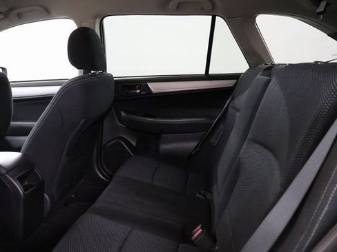 Used 2017 Subaru Outback 2.5i Premium AWD/4WD image 28