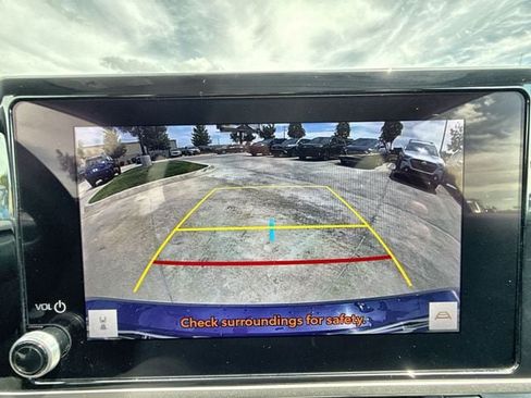 Used 2025 Toyota Camry LE FWD image 17