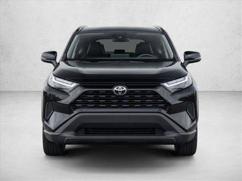 Used 2024 Toyota RAV4 XLE w/ Convenience Package FWD image 2