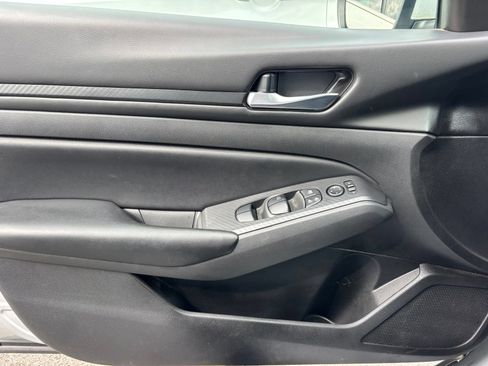 Used 2021 Nissan Altima 2.5 S FWD image 6