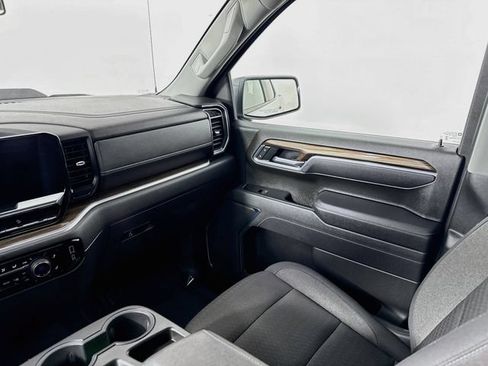 Used 2025 Chevrolet Silverado 1500 LT Trail Boss w/ Protection Package AWD/4WD image 23