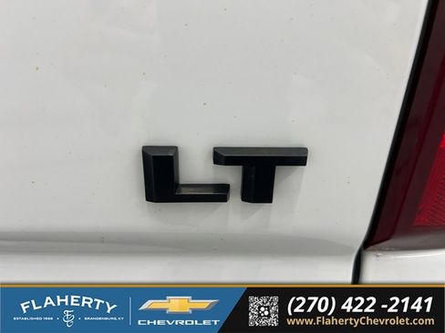 Used 2023 Chevrolet Silverado 1500 LT AWD/4WD image 18