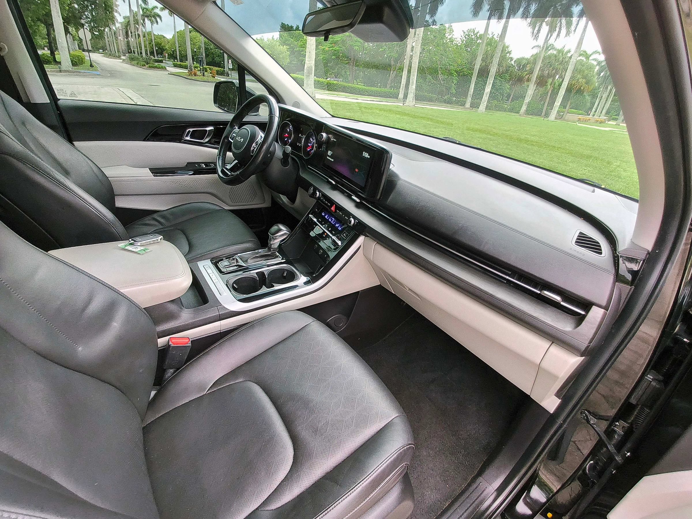 Used 2023 Audi Q8 Premium Plus w/ Premium Plus Package AWD/4WD image 42