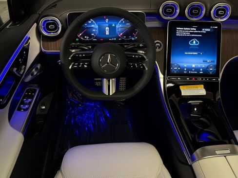 New 2026 Mercedes-Benz GLC 300 image 13