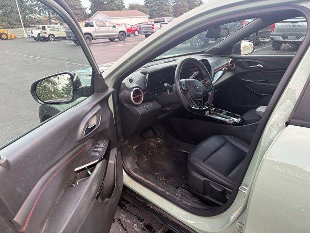 Used 2024 Chevrolet Trax RS w/ Driver Confidence Package FWD image 14