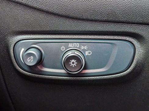 Certified 2024 Chevrolet Equinox LT image 29