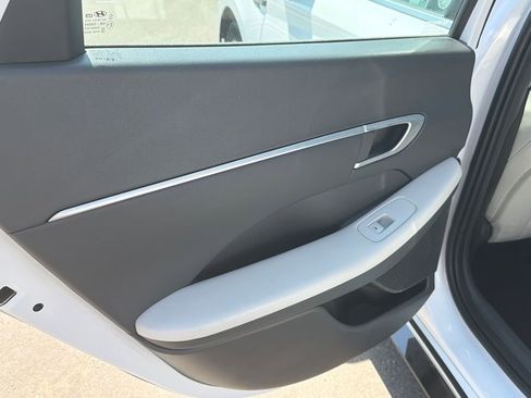 Used 2025 Hyundai Sonata SEL FWD image 21