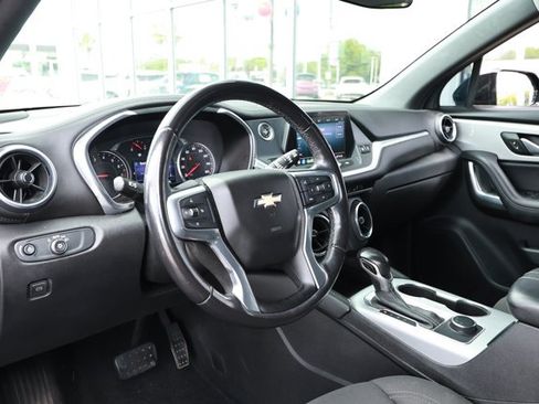 Used 2020 Chevrolet Blazer LT FWD image 23
