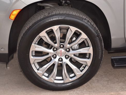 Used 2023 GMC Yukon XL Denali w/ Denali Reserve Package image 44