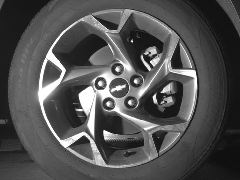 Used 2025 Chevrolet Trax LT w/ LT Convenience Package image 13