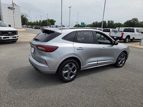 Used 2024 Ford Escape ST-Line FWD image 11