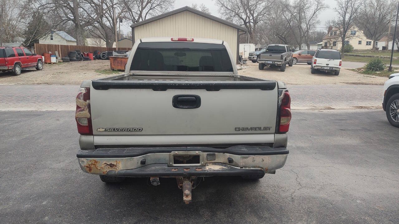 Used 2003 Chevrolet Silverado 1500 LS w/ Off-Road Package AWD/4WD image 6