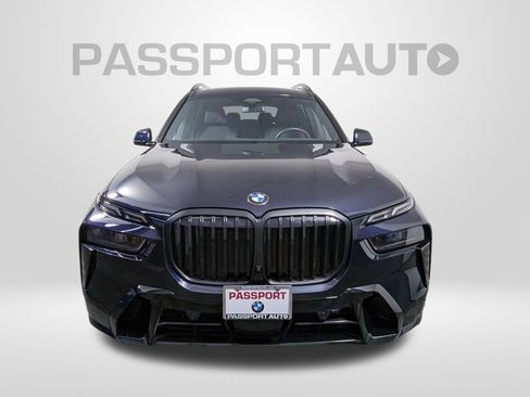 Used 2026 BMW X7 xDrive40i w/ M Sport Package AWD/4WD image 10