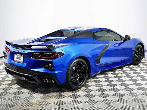 Used 2022 Chevrolet Corvette Stingray Premium Conv w/ Z51 Performance Package image 7