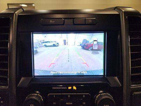 Used 2020 Ford F150 XLT w/ Equipment Group 302A Luxury image 15