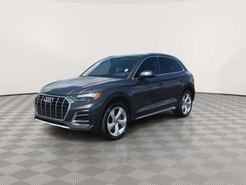 Used 2021 Audi Q5 2.0T Premium Plus w/ Premium Plus Package AWD/4WD image 4