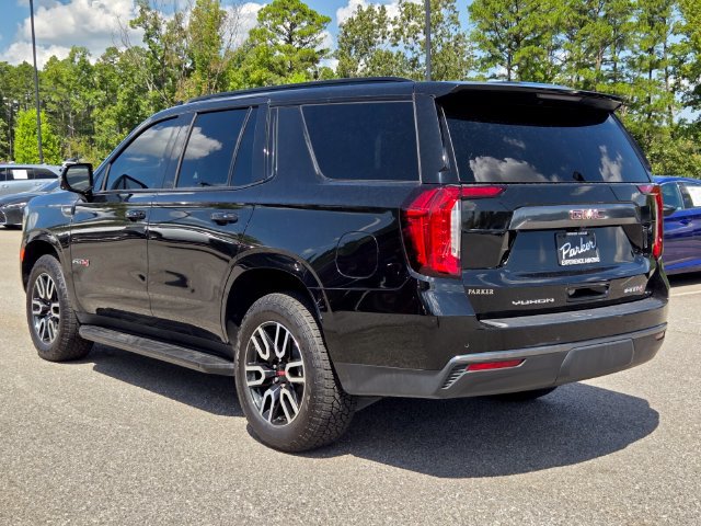 Used 2023 GMC Yukon AT4 w/ Technology Package AWD/4WD image 3