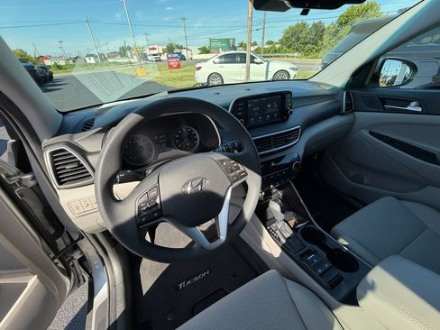 Used 2020 Hyundai Tucson Value FWD image 11
