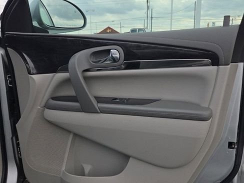 Used 2017 Buick Enclave Convenience image 18