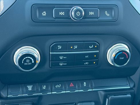 Used 2024 GMC Sierra 2500 Pro image 22