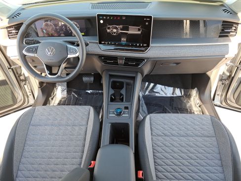 New 2026 Volkswagen Tiguan S image 9