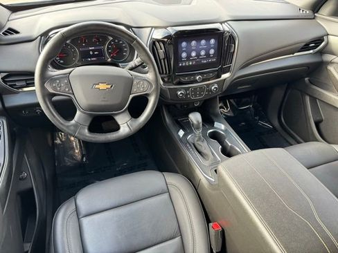 Certified 2023 Chevrolet Traverse LT AWD/4WD image 9