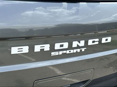 Used 2022 Ford Bronco Sport Outer Banks w/ Tech Package AWD/4WD image 25