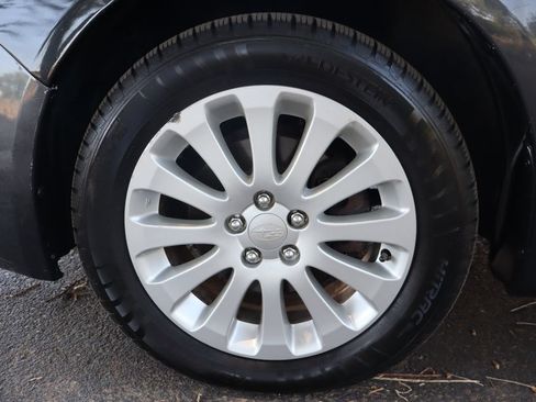 Used 2010 Subaru Impreza 2.5i Premium AWD/4WD image 41