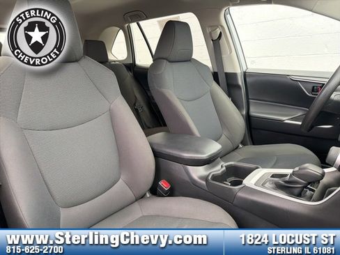 Used 2023 Toyota RAV4 LE image 12