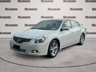 Used 2012 Nissan Altima 3.5 SR w/ Sport Pkg FWD video 1