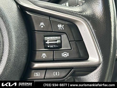 Used 2023 Subaru Forester Premium image 11