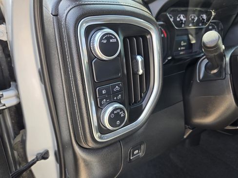 Used 2022 GMC Sierra 1500 Elevation w/ LPO, Elevation Black Package RWD image 17