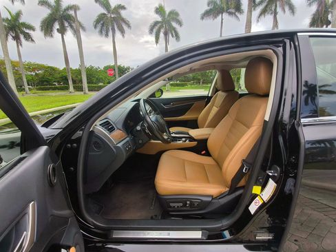Used 2017 Lexus GS 350 w/ Preferred Accessory Package RWD image 23