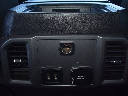 Used 2017 Ford F150 XLT w/ Equipment Group 302A Luxury image 38