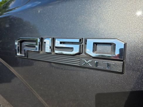 Used 2018 Ford F150 XLT w/ Equipment Group 302A Luxury AWD/4WD image 16