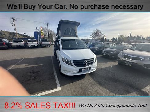 Used 2016 Mercedes-Benz Metris Passenger image 2