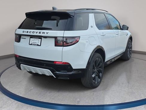 New 2025 Land Rover Discovery Sport Dynamic SE image 5
