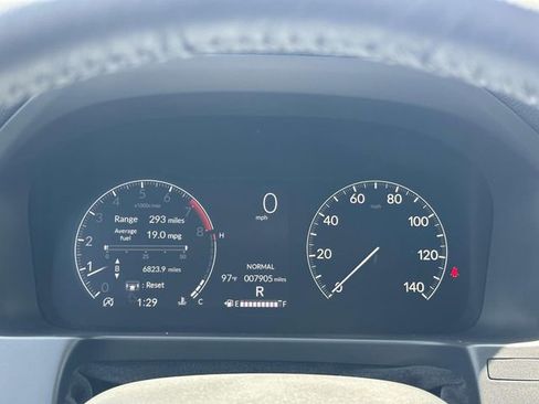 Used 2025 Honda Ridgeline Sport image 27