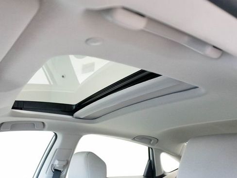 Certified 2024 Honda Accord EX image 4