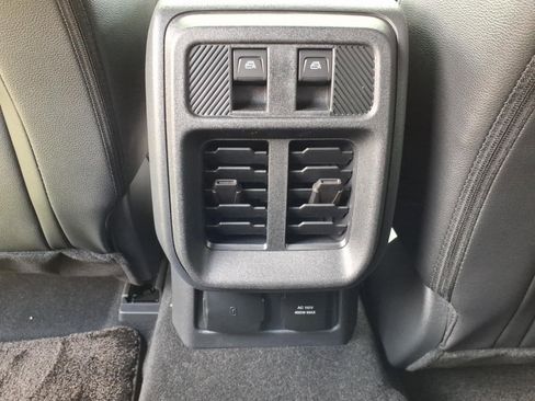 New 2025 Ford Bronco Outer Banks w/ Sasquatch Package AWD/4WD image 31