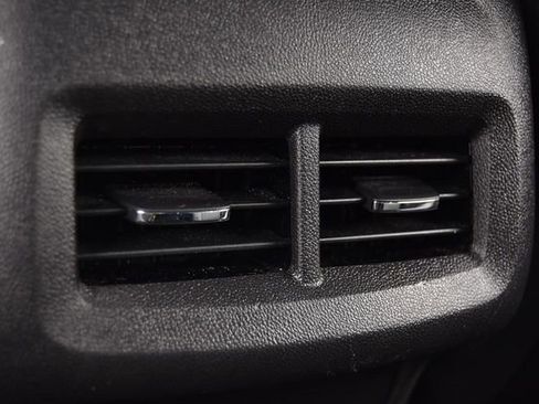 Used 2024 Chevrolet Equinox LT image 21