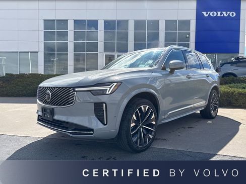 Used 2025 Volvo XC90 B6 Plus image 1